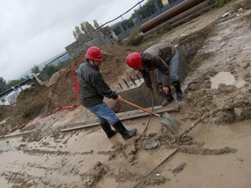 澄合分公司建設者中秋節(jié)前的“感人瞬間”