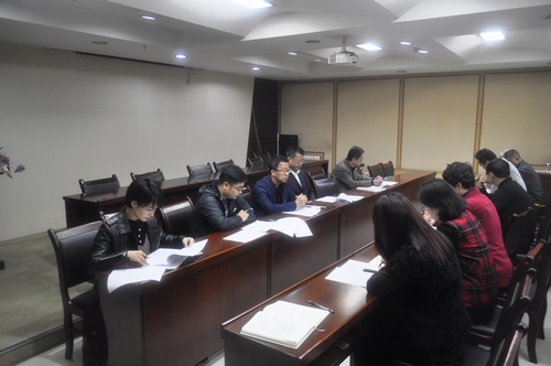 路橋分公司貫徹傳達(dá)建設(shè)集團(tuán)干部大會精神