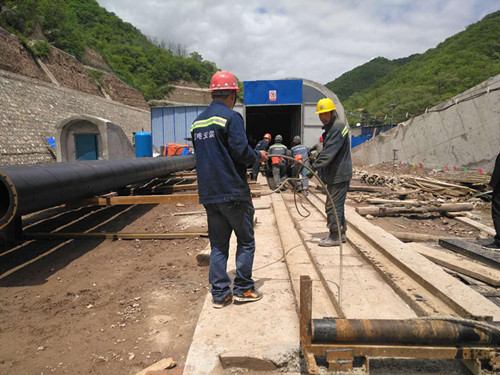 機(jī)電安裝公司冶坪項目部“四準(zhǔn)備”確保管道安裝有序進(jìn)行