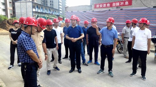 劉合理深入銅煤1#2#工地督促勞動(dòng)會(huì)戰(zhàn)