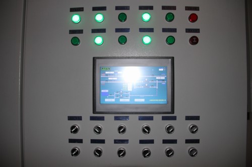 陜煤建設(shè)銅煤公司全力以赴實現(xiàn)銅煤1#、2#住宅小區(qū)正常供暖