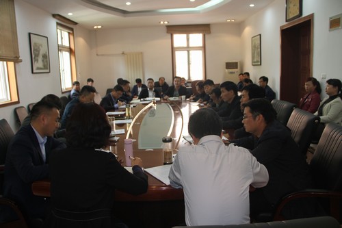 陜煤建設(shè)銅煤公司組織傳達“講政治、敢擔當、轉(zhuǎn)作風”專題教育暨集中開展違規(guī)收送禮金問題專項整治工作部署會議精神