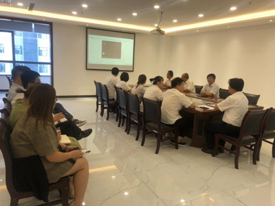 物資公司：@黨員干部：“雙節(jié)”將至，有份節(jié)日“禮物”請(qǐng)您查收