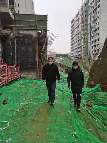 疫情防控復(fù)工一線 陜煤建設(shè)銅煤員工勇?lián)?dāng)