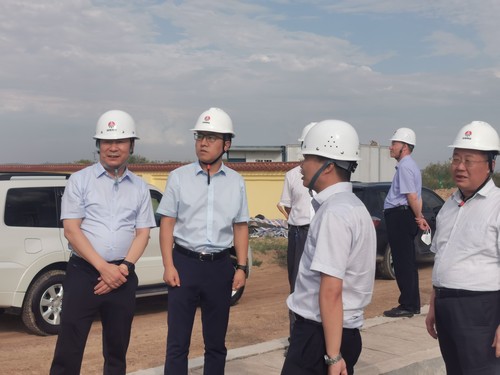 陜煤集團基本建設管理部總經(jīng)理李仰東一行蒞臨陜煤建設榆陽煤炭物流園區(qū)項目調(diào)研指導工作