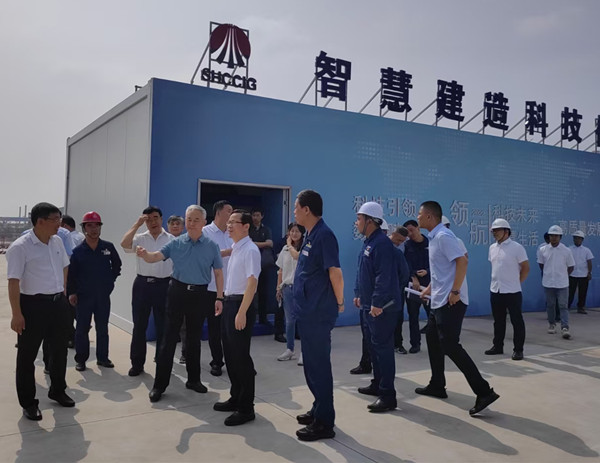 省國資委副主任韓紹安一行蒞臨陜鋼集團(tuán)龍鋼公司機(jī)械化綜合一次料場項目視察