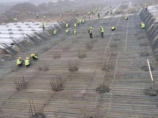 陜煤建設(shè)漢中分公司抓重點、克難點、保節(jié)點，全面掀起施工建設(shè)新高潮