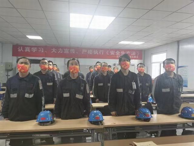 陜煤建設(shè)洗選煤運(yùn)營公司紅柳林洗煤廠項(xiàng)目部：“中”與“國” 下的黑金護(hù)衛(wèi)