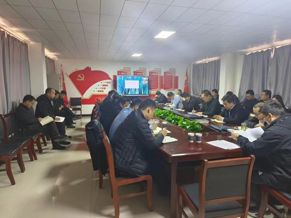 陜煤建設(shè)煤礦運(yùn)營(yíng)服務(wù)分公司：談話(huà)敲警鐘 風(fēng)清過(guò)元旦