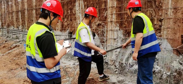 陜煤建設(shè)渭南分公司第十一項(xiàng)目部扎實(shí)開展“黨建引領(lǐng)筑初心 ‘質(zhì)’地有聲干工程”主題活動