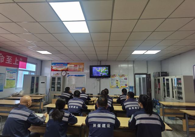 陜煤建設(shè)洗選煤運(yùn)營公司紅柳林洗煤廠項(xiàng)目部黨支部：強(qiáng)化紀(jì)律意識 檢驗(yàn)學(xué)習(xí)成效