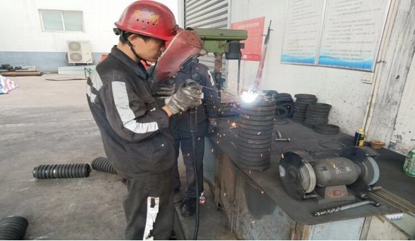 陜煤建設(shè)洗選煤運(yùn)營公司：過好“緊日子” 奔赴“好日子”