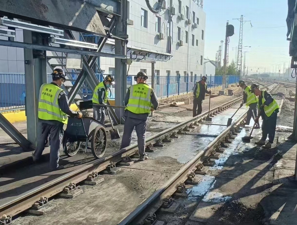 陜煤建設(shè)洗選煤運營公司檸條塔運營項目部： 他們，用汗水刻下堅守！