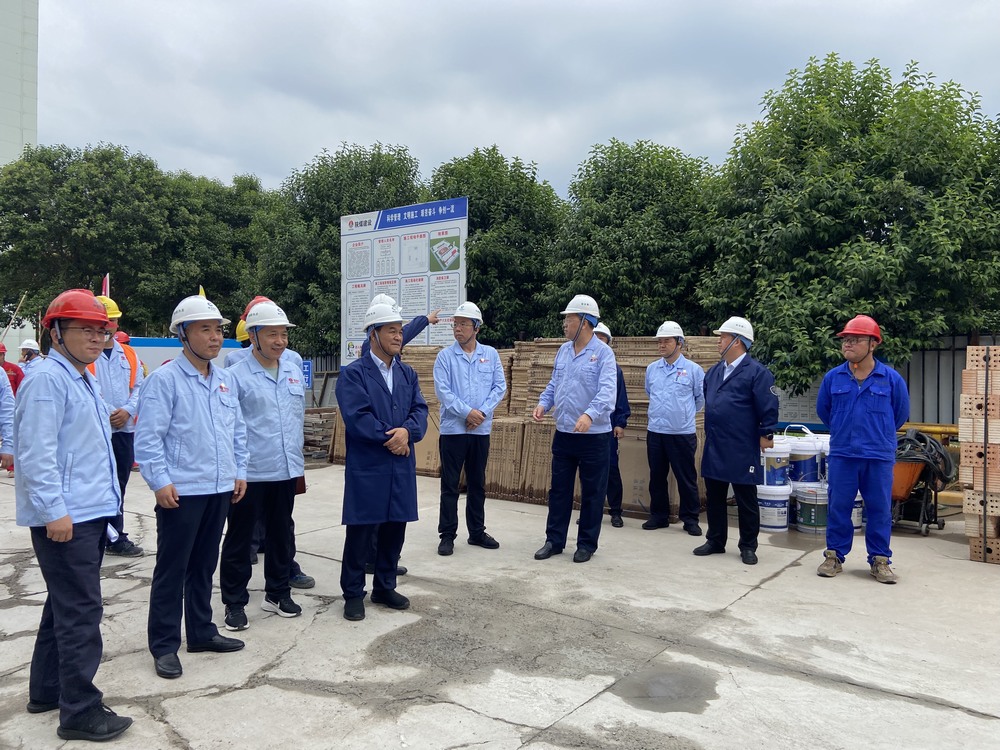 陜煤建設(shè)綠宇公司：陜西省化工學(xué)會(huì)理事會(huì)副理事長(zhǎng)蒞臨消防一級(jí)站調(diào)研指導(dǎo)