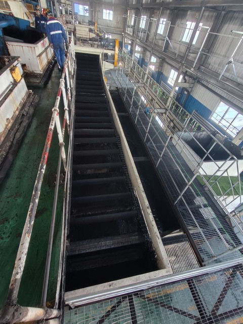 陜煤建設(shè)洗選煤運營公司第二項目部：檸條塔礦主洗車間重介淺槽分選機更換圓滿完工