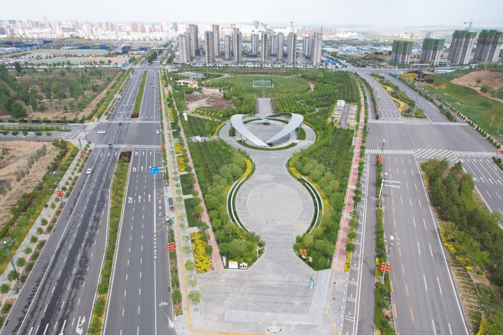 陜煤建設(shè)榆林公司承建的科創(chuàng)新城同慧公園項(xiàng)目順利通過(guò)竣工驗(yàn)收