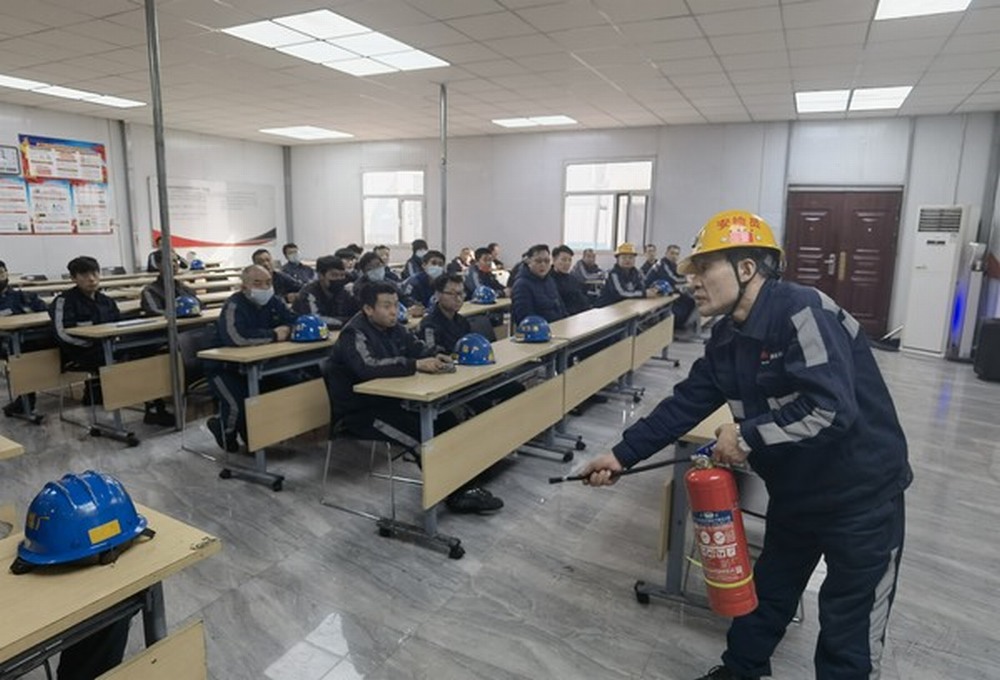 陜煤建設(shè)洗選煤運營公司：防患于未“燃” 消防宣傳月在行動