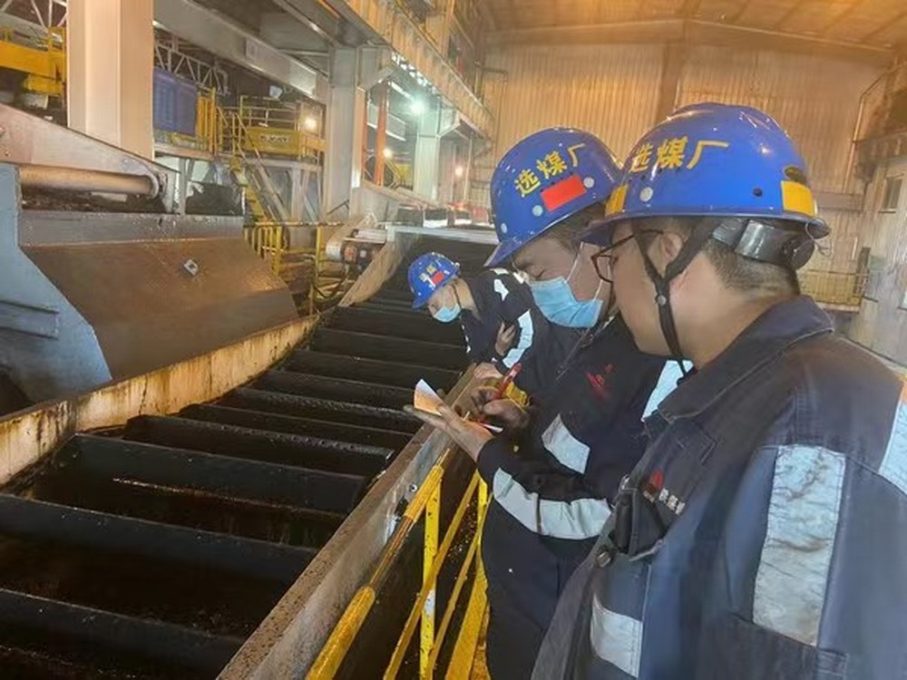 陜煤建設(shè)洗選煤運(yùn)營(yíng)公司紅柳林洗煤廠項(xiàng)目部：三管齊下 扎實(shí)做好年終歲尾安全生產(chǎn)