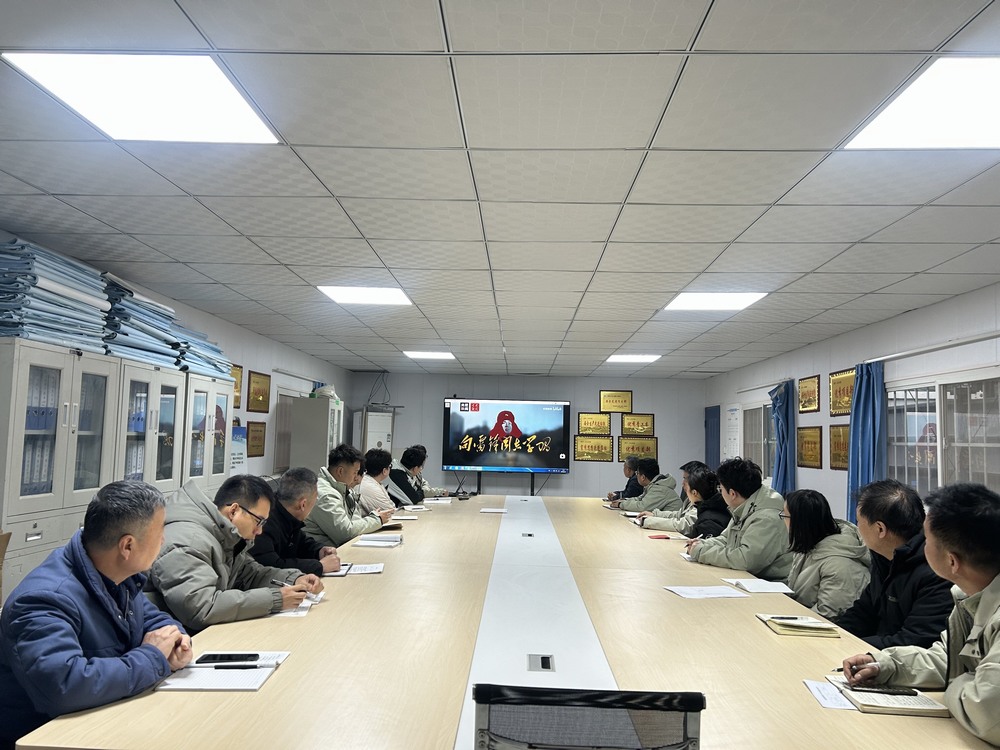 陜煤建設(shè)韓城分公司土建二項(xiàng)目部：傳承雷鋒精神，踐行時代擔(dān)當(dāng)