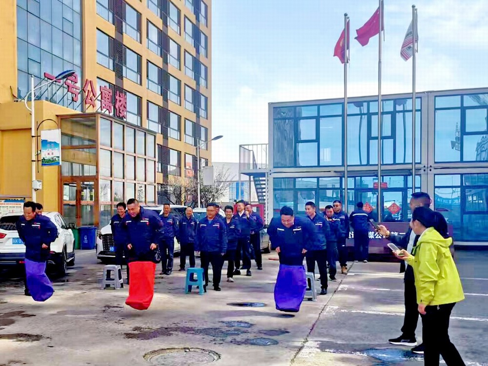 陜煤建設(shè)銅煤公司：深入基層送歡樂(lè) 送祝福