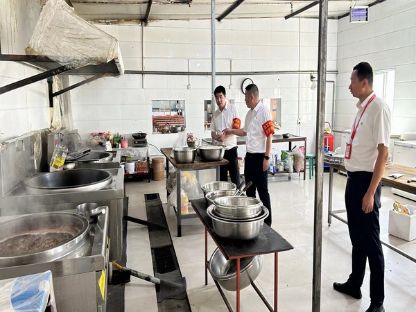 陜煤建設(shè)煤礦運(yùn)營服務(wù)分公司：職工代表巡視為生產(chǎn)安全“把診問脈”