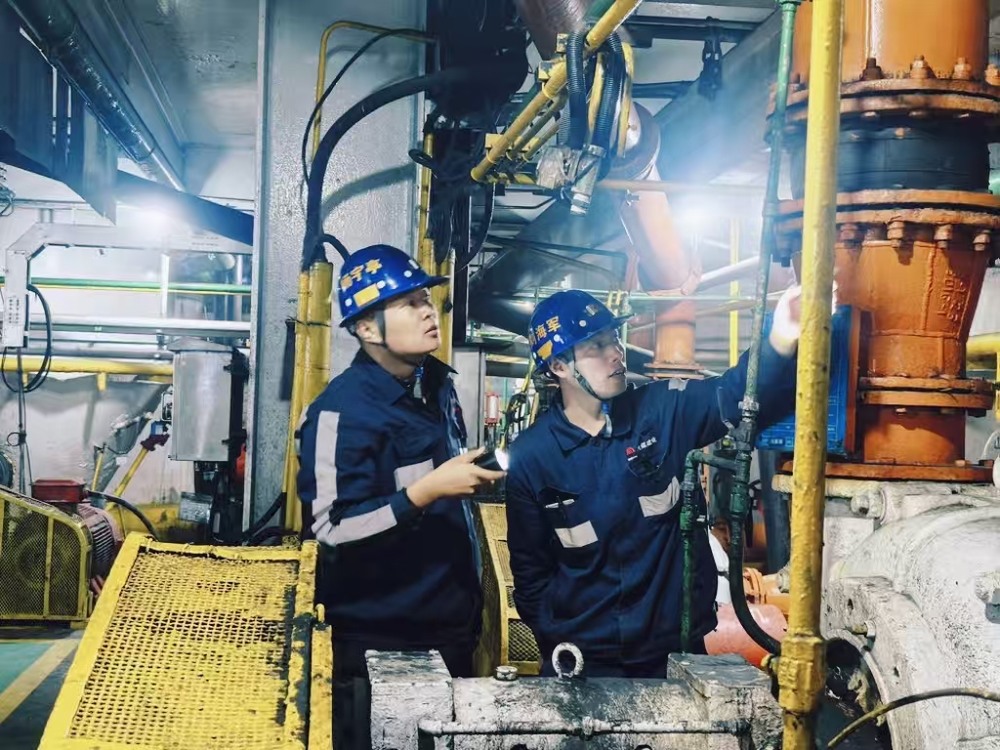 陜煤建設(shè)洗選煤運(yùn)營(yíng)公司紅柳林洗煤廠項(xiàng)目部：實(shí)干攻堅(jiān)奪“雙過半” 乘勢(shì)奮進(jìn)沖刺“下半程”