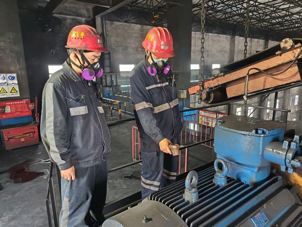 陜煤建設(shè)洗選煤運營公司澄合山陽運營項目部：烈日炙烤，他們的堅守最“滾燙”