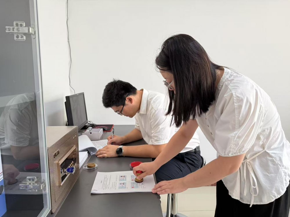 陜煤建設(shè)煤礦運(yùn)營(yíng)服務(wù)分公司：嚴(yán)把“印鑒關(guān)” 筑牢“安全線(xiàn)”