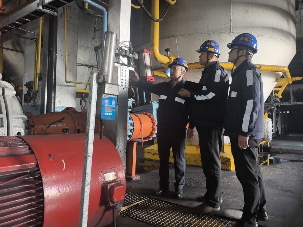 陜煤建設(shè)洗選煤運(yùn)營(yíng)公司紅柳林洗煤廠(chǎng)項(xiàng)目部：高溫淬煉初心 堅(jiān)守筑牢防線(xiàn)
