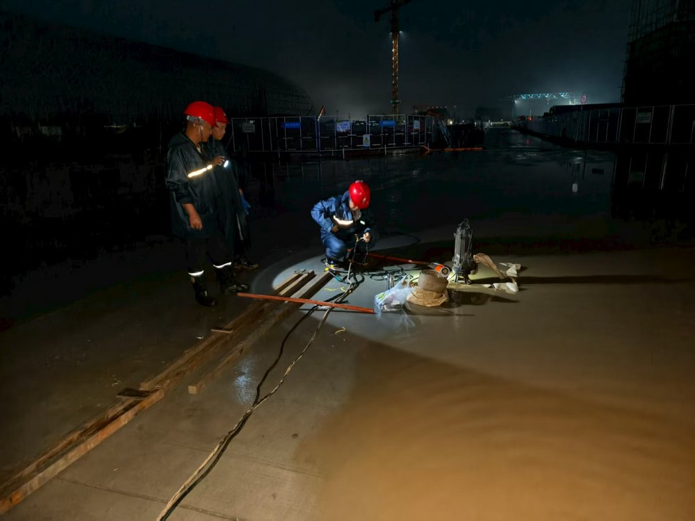 陜煤建設(shè)韓城分公司土建四項(xiàng)目部：風(fēng)雨無(wú)阻趕工期 晝夜奮戰(zhàn)顯擔(dān)當(dāng)