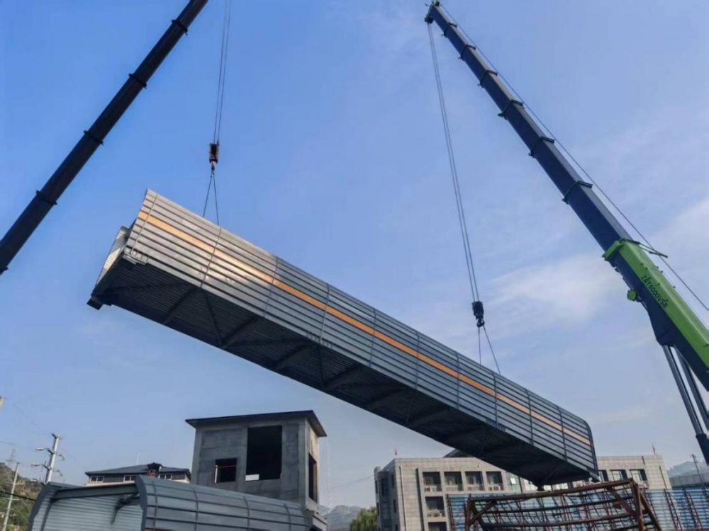 48噸“鋼鐵巨龍”精準落位！陜煤建設韓城分公司土建十一項目部“預演+實戰(zhàn)”搶出15天工期