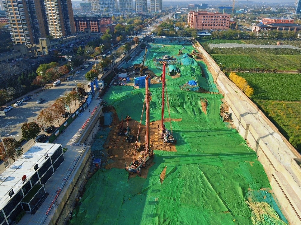 陜煤建設(shè)銅煤公司云谷市集項目部：多維舉措筑牢揚塵治理防線