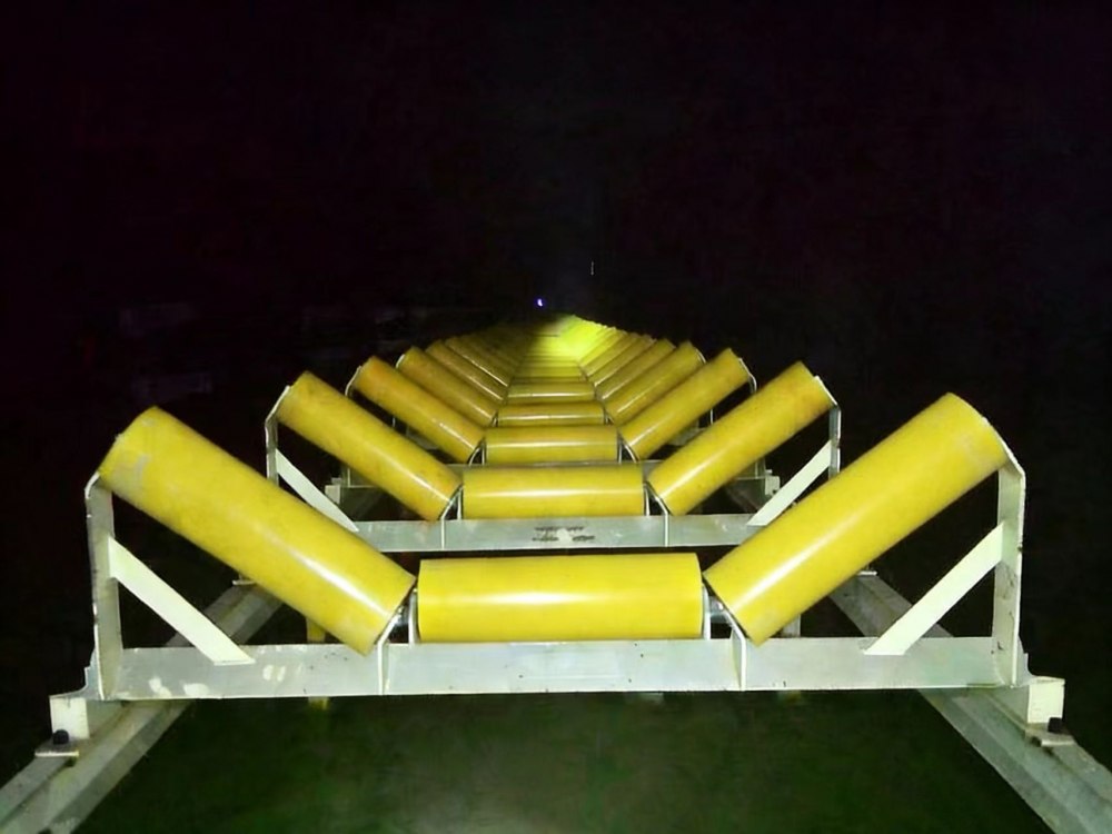 陜煤建設礦建三公司冬季施工有溫度  建設熱情戰(zhàn)嚴寒