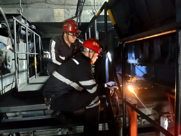 陜煤建設(shè)洗選煤運(yùn)營公司澄合山陽運(yùn)營項(xiàng)目部：新春守崗“不打烊”，匠心護(hù)航“保安康”